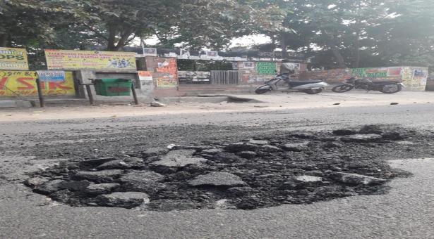 जानकीपुरम विस्तार में थाने के पास अनियोजित विकास का दंश झेल रही जनता